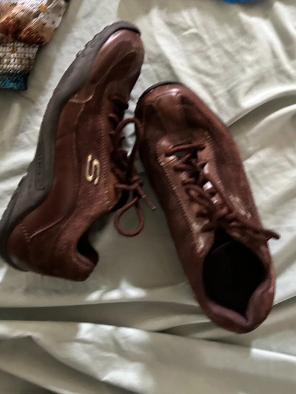 sketchers brown size 71/2 7.5 brown shoes womens seven casual sneakers sneaker